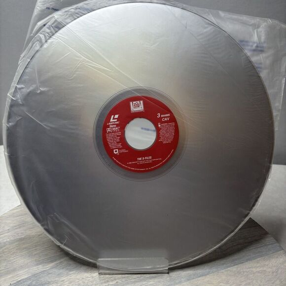 1998 THE X-FILES: THE MOVIE LaserDisc - David Duchovny, Gillian Anderson - Picture 4 of 6